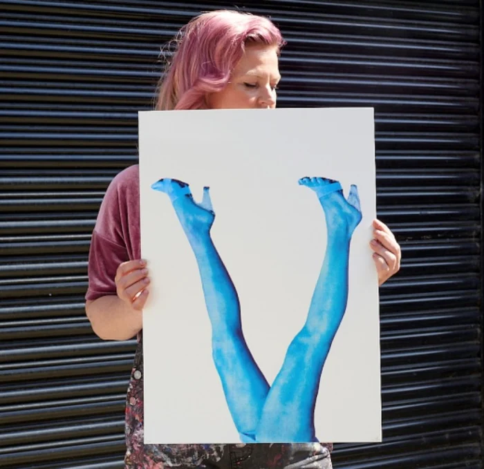 Amy+holding+electric+legs